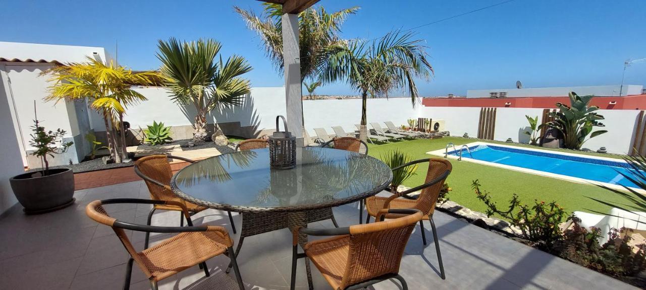 Villa Del Corazon Salinas Golf Caleta De Fuste Exterior photo